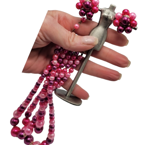 1950's Pink Faux Pearl Demiparure Set - Picture 5 of 7